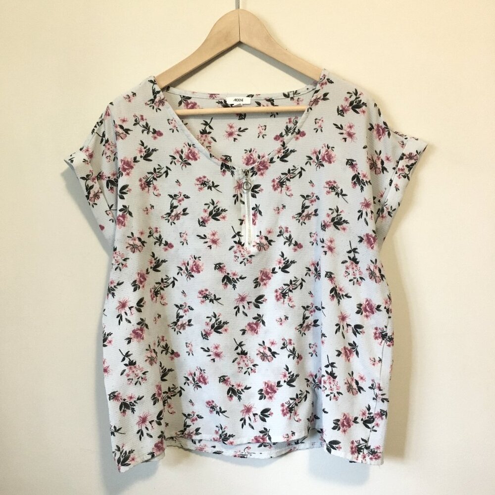 Ardene Grey Ditzy Floral Boxy Top L Large Zipper Collar Rolled Cuff Floral